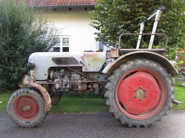 Eicher Panther EM 295