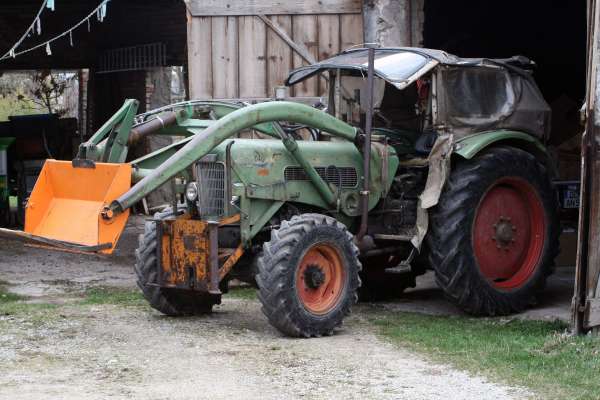 Fendt Restauration Favorit 3