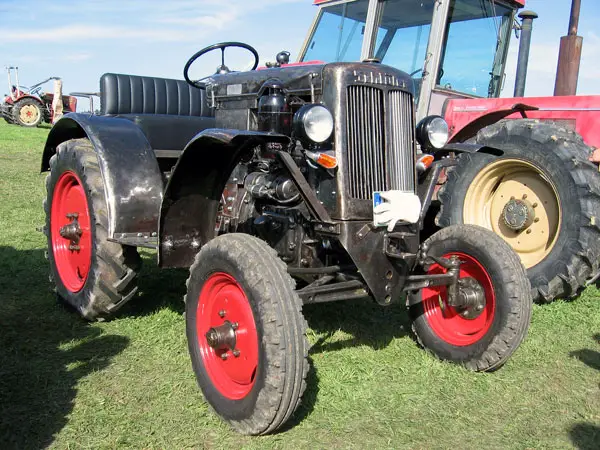 Bild eines Schlüter DS 15